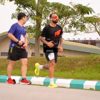 Runner Photo 7542430