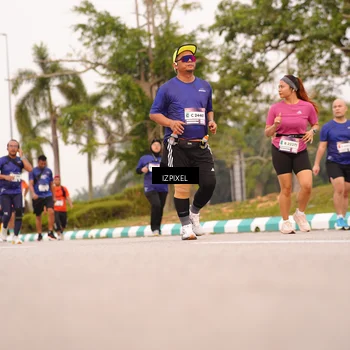 Runner Photo 7542438