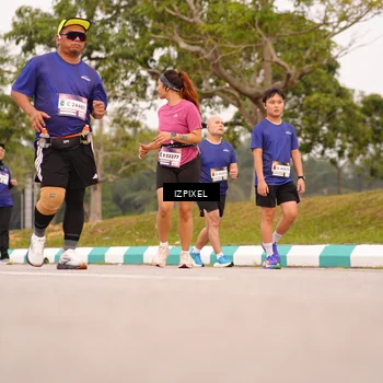 Runner Photo 7542444