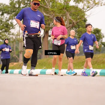 Runner Photo 7542448