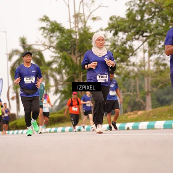 Runner Photo 7542454