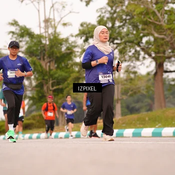 Runner Photo 7542456