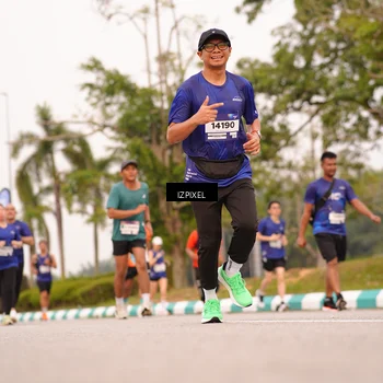 Runner Photo 7542462
