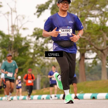 Runner Photo 7542468