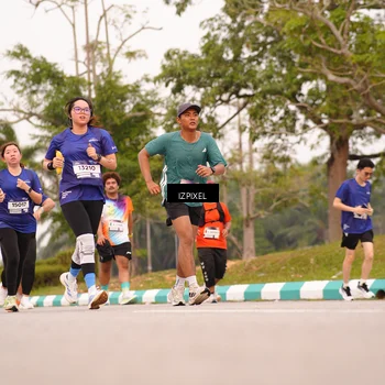 Runner Photo 7542472