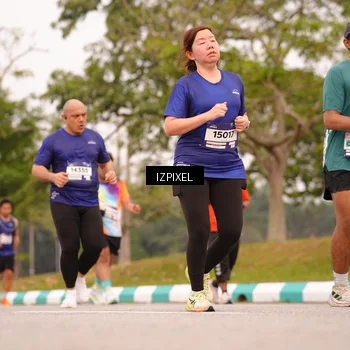 Runner Photo 7542483