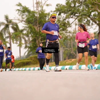 Runner Photo 7542484