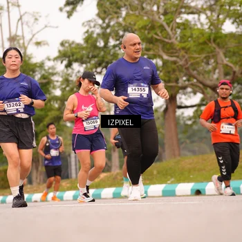 Runner Photo 7542485