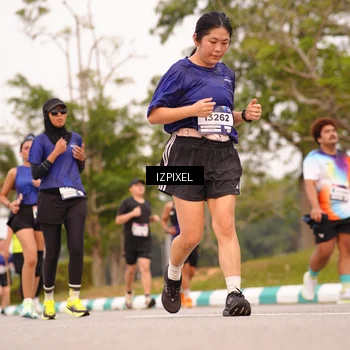 Runner Photo 7542498