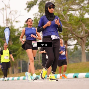 Runner Photo 7542502