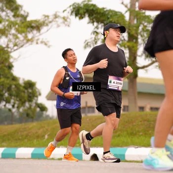 Runner Photo 7542511
