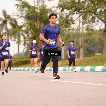 Runner Photo 7542534