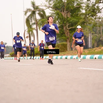 Runner Photo 7542539
