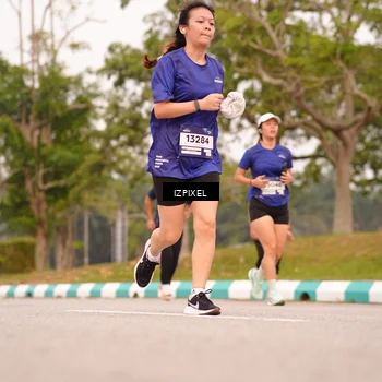 Runner Photo 7542543