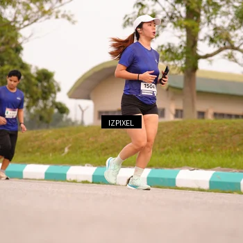 Runner Photo 7542550