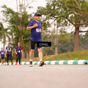 Runner Photo 7542552