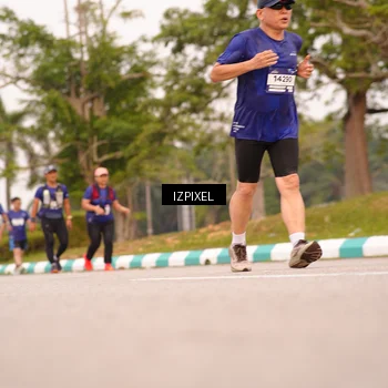 Runner Photo 7542556