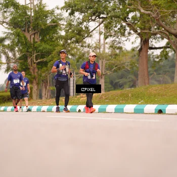 Runner Photo 7542557