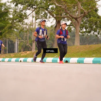 Runner Photo 7542565