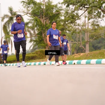 Runner Photo 7542572