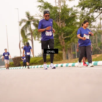 Runner Photo 7542576