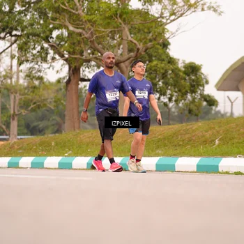 Runner Photo 7542593