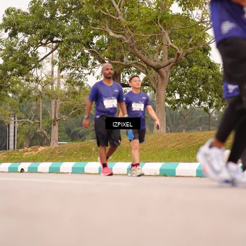Runner Photo 7542600