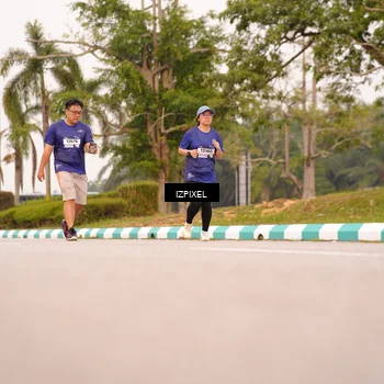 Runner Photo 7542614