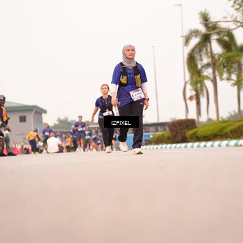 Runner Photo 7542649