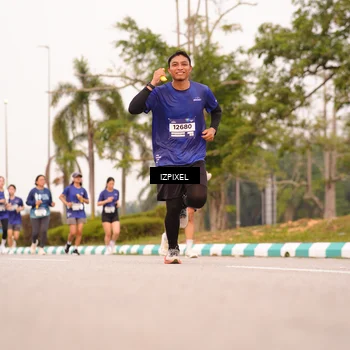 Runner Photo 7542679