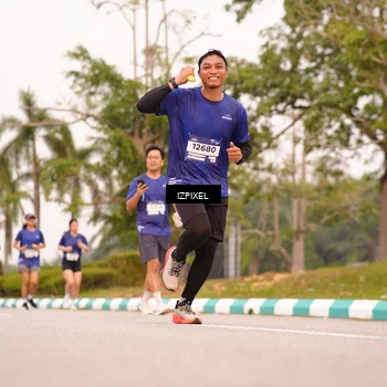 Runner Photo 7542682