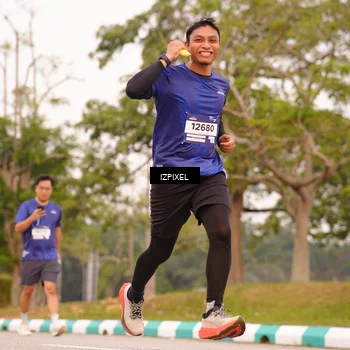 Runner Photo 7542684