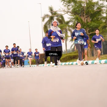 Runner Photo 7542692