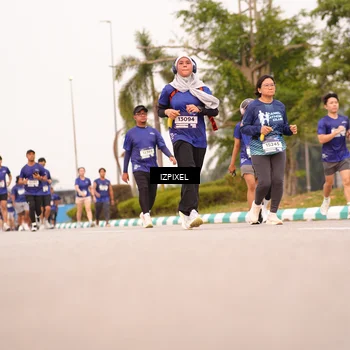 Runner Photo 7542695