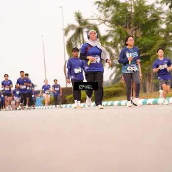 Runner Photo 7542696
