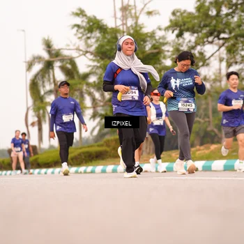 Runner Photo 7542700