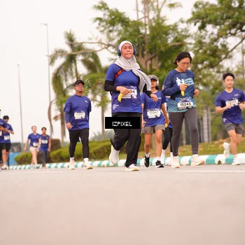 Runner Photo 7542701
