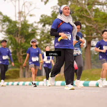 Runner Photo 7542709