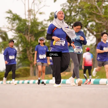 Runner Photo 7542713