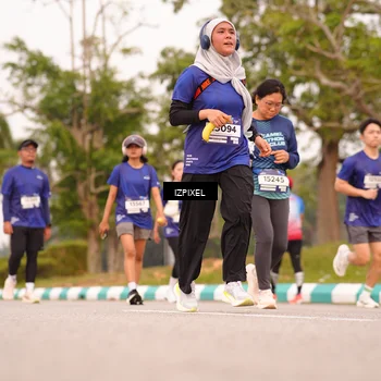 Runner Photo 7542715