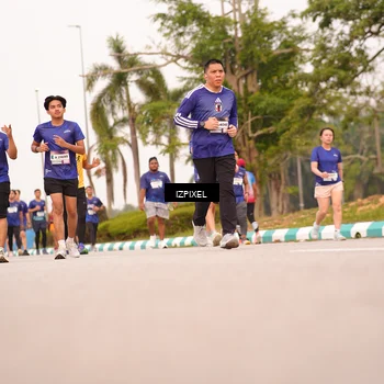 Runner Photo 7542733