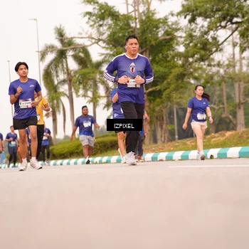 Runner Photo 7542735