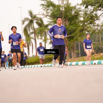 Runner Photo 7542740