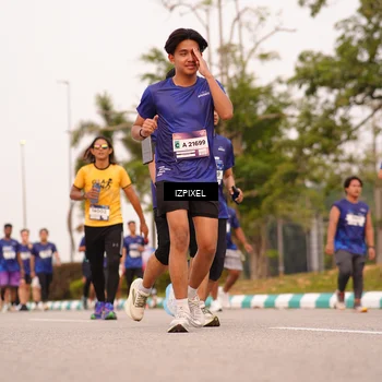 Runner Photo 7542747