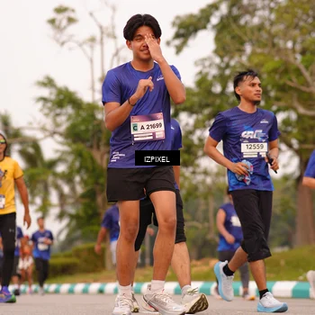 Runner Photo 7542748