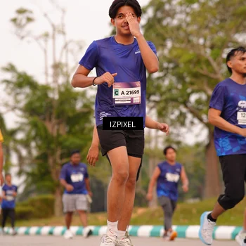 Runner Photo 7542751