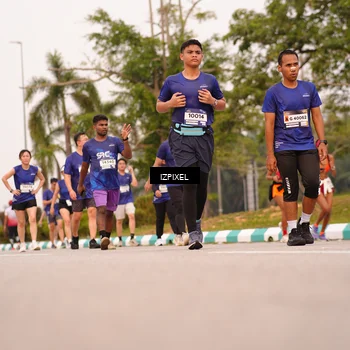 Runner Photo 7542769