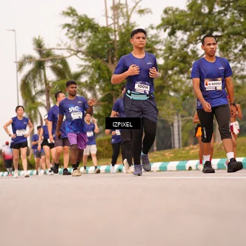 Runner Photo 7542775