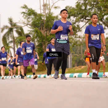 Runner Photo 7542777