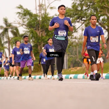 Runner Photo 7542793